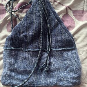 Calamo Triangle Shoulder bag